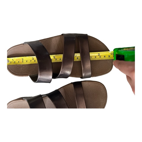 FIT FLOP | Superjelly Twist Slide Sandals in Bronze - Picture 6 of 8